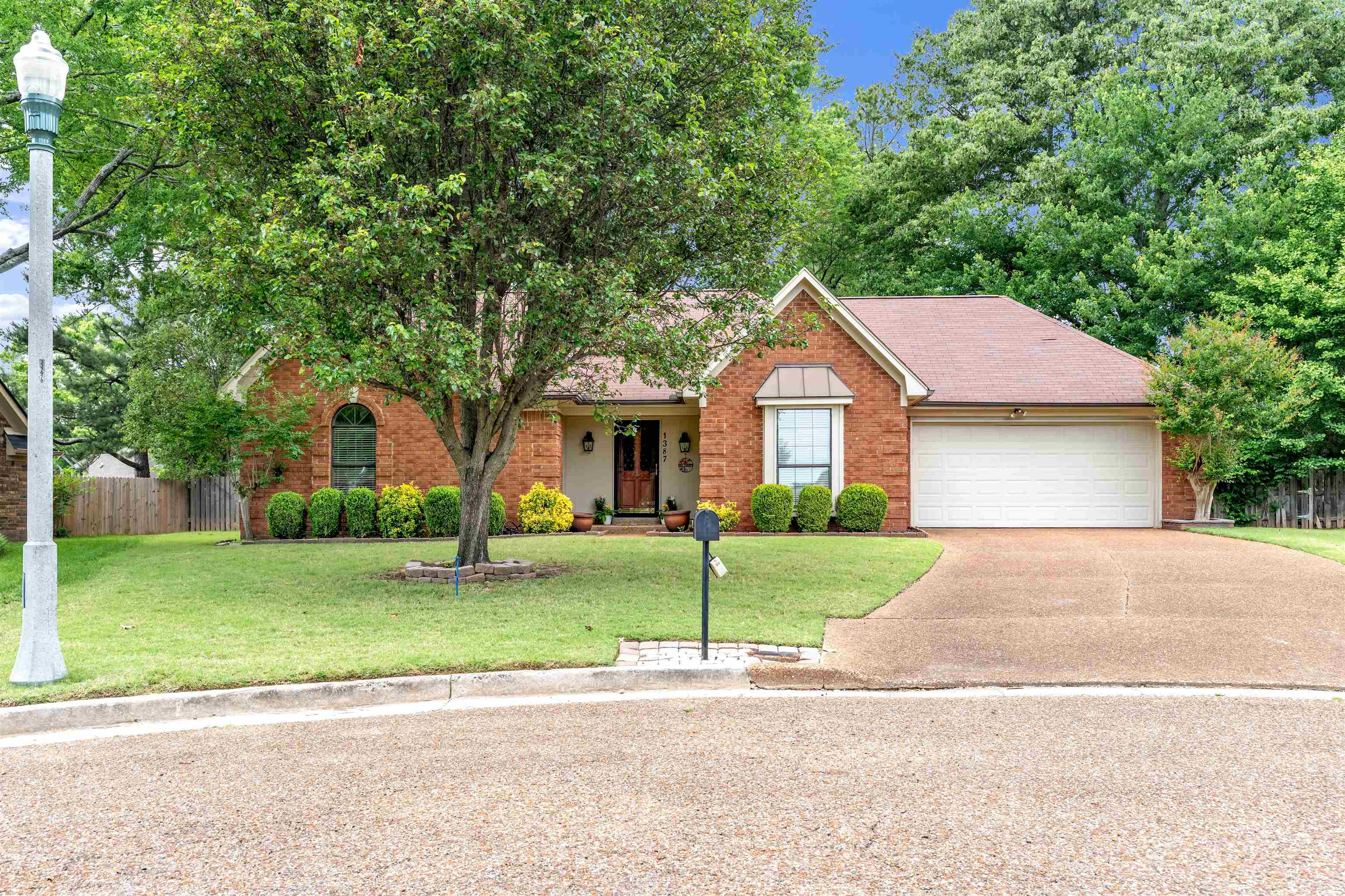 1387 SAND CREEK CV