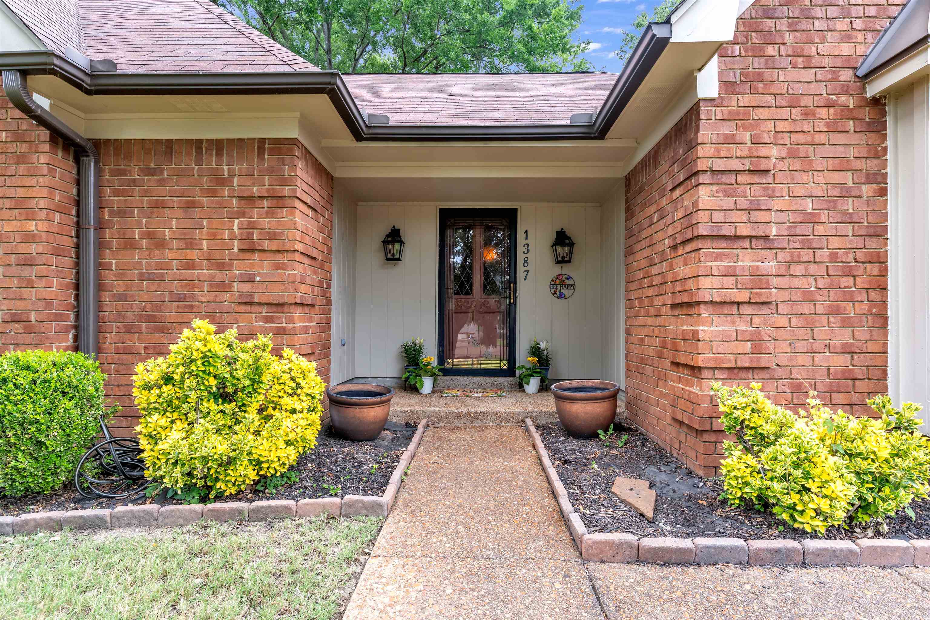 1387 SAND CREEK CV