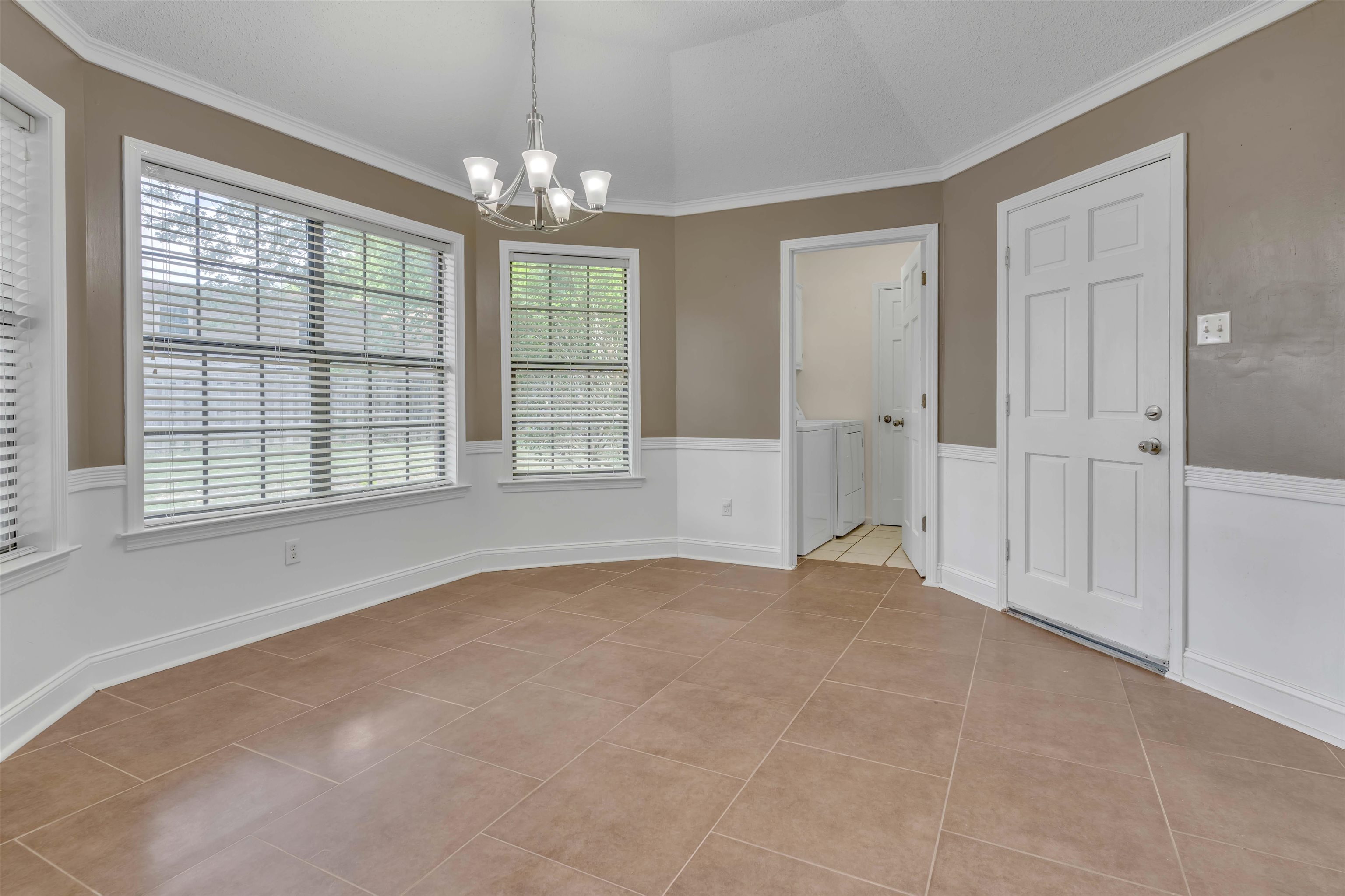 1387 SAND CREEK CV