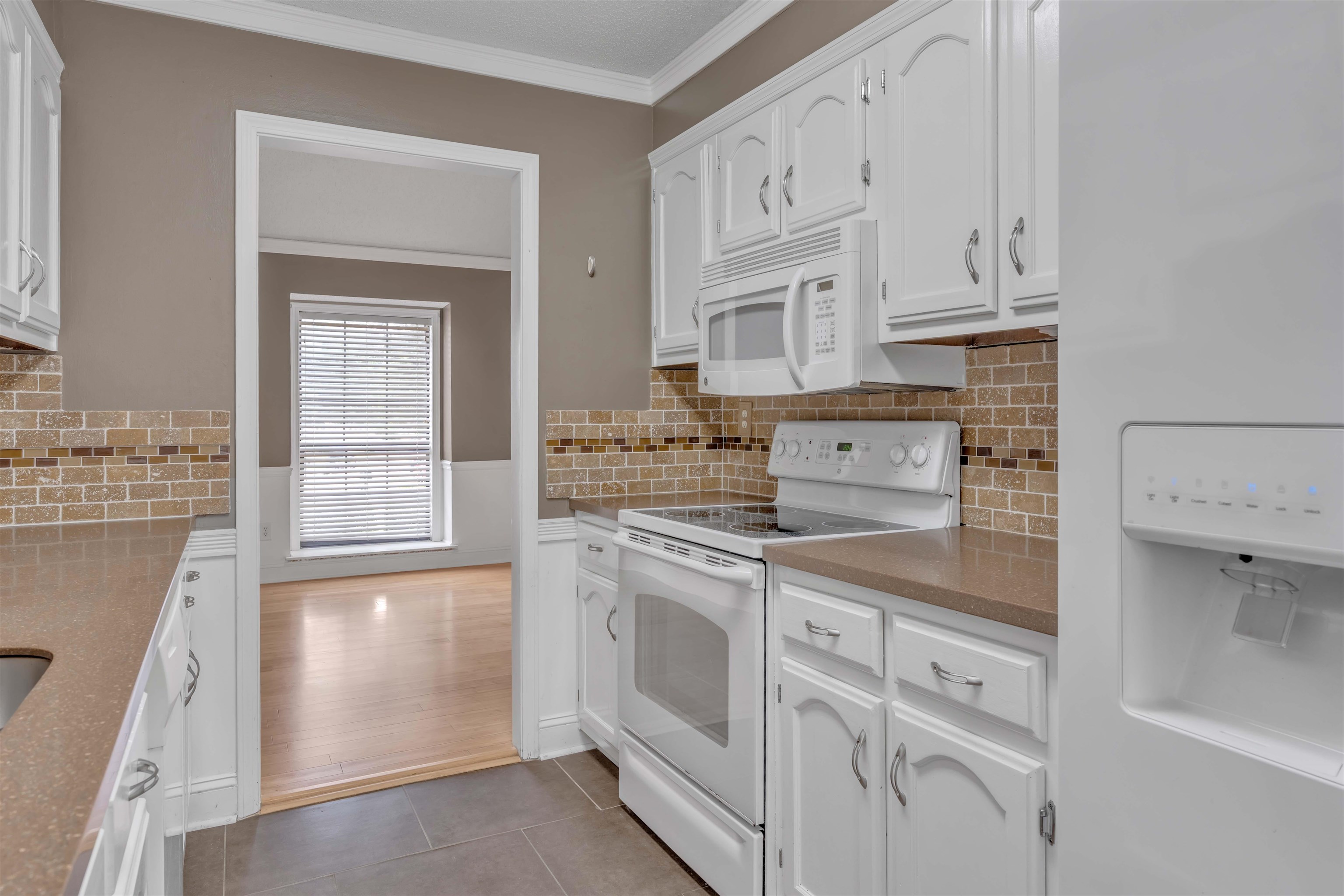 1387 SAND CREEK CV