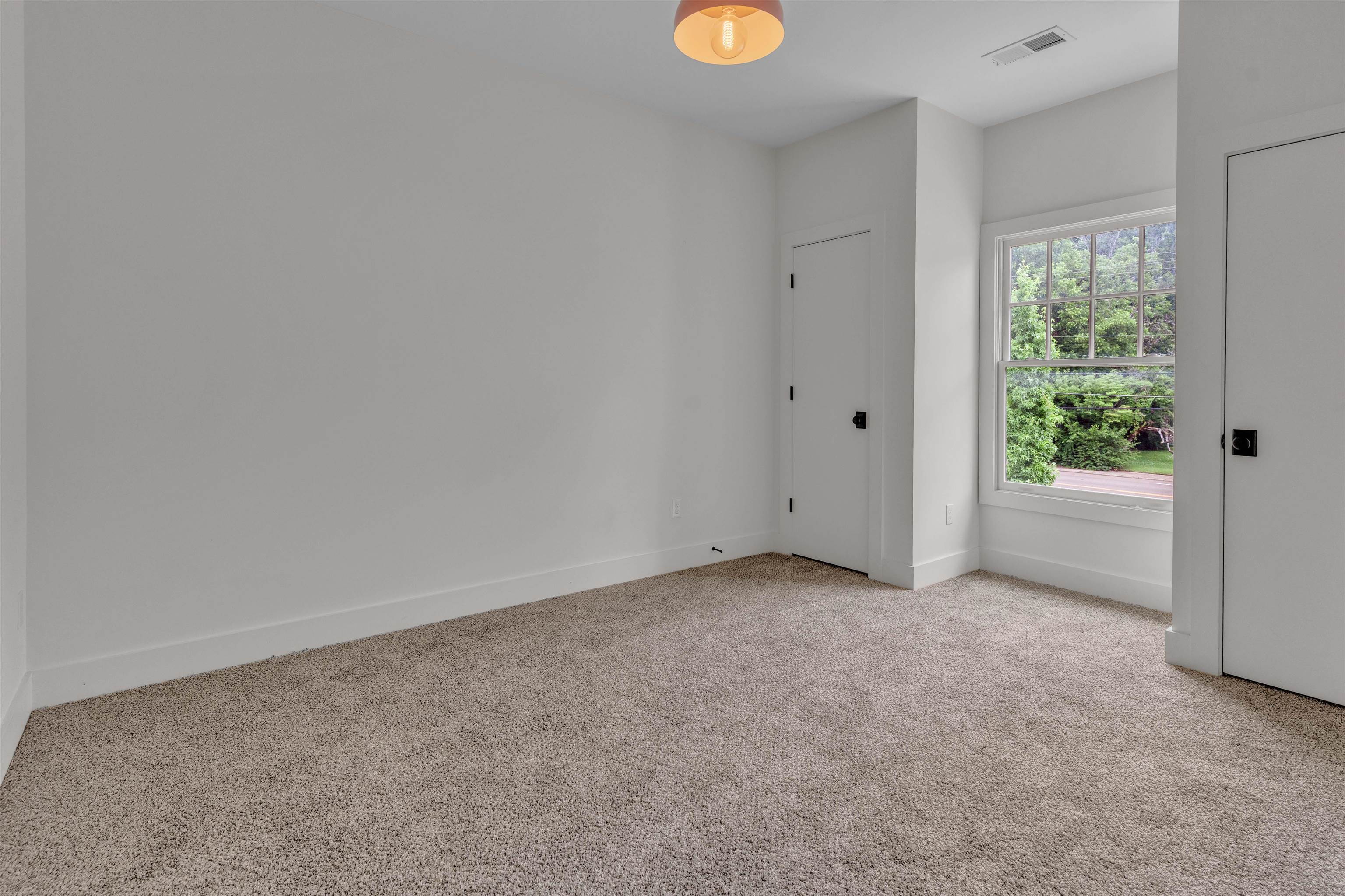4167 MEADE VILLAGE CV W