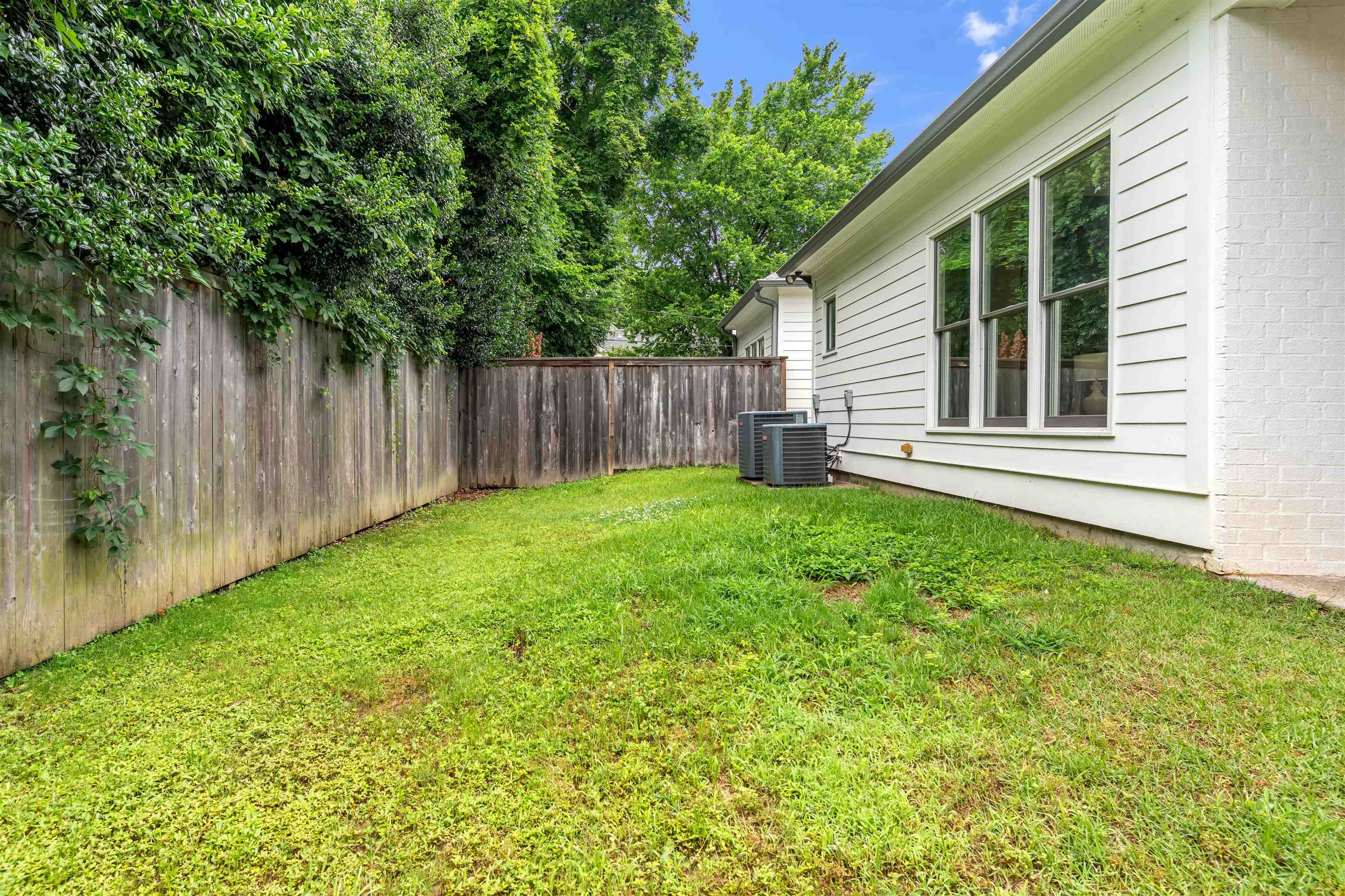 4167 MEADE VILLAGE CV W