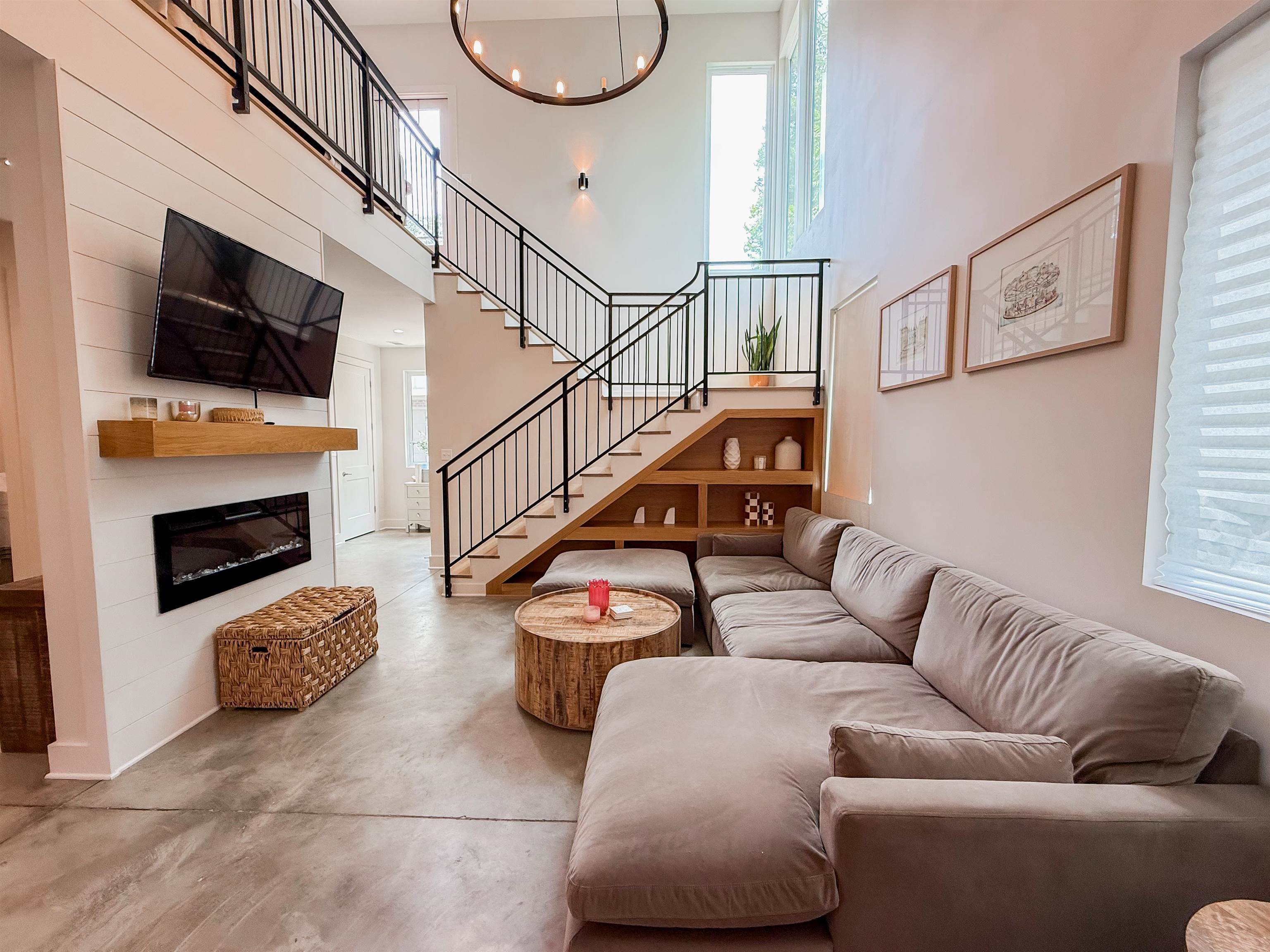 765 CARNES STATION CV
