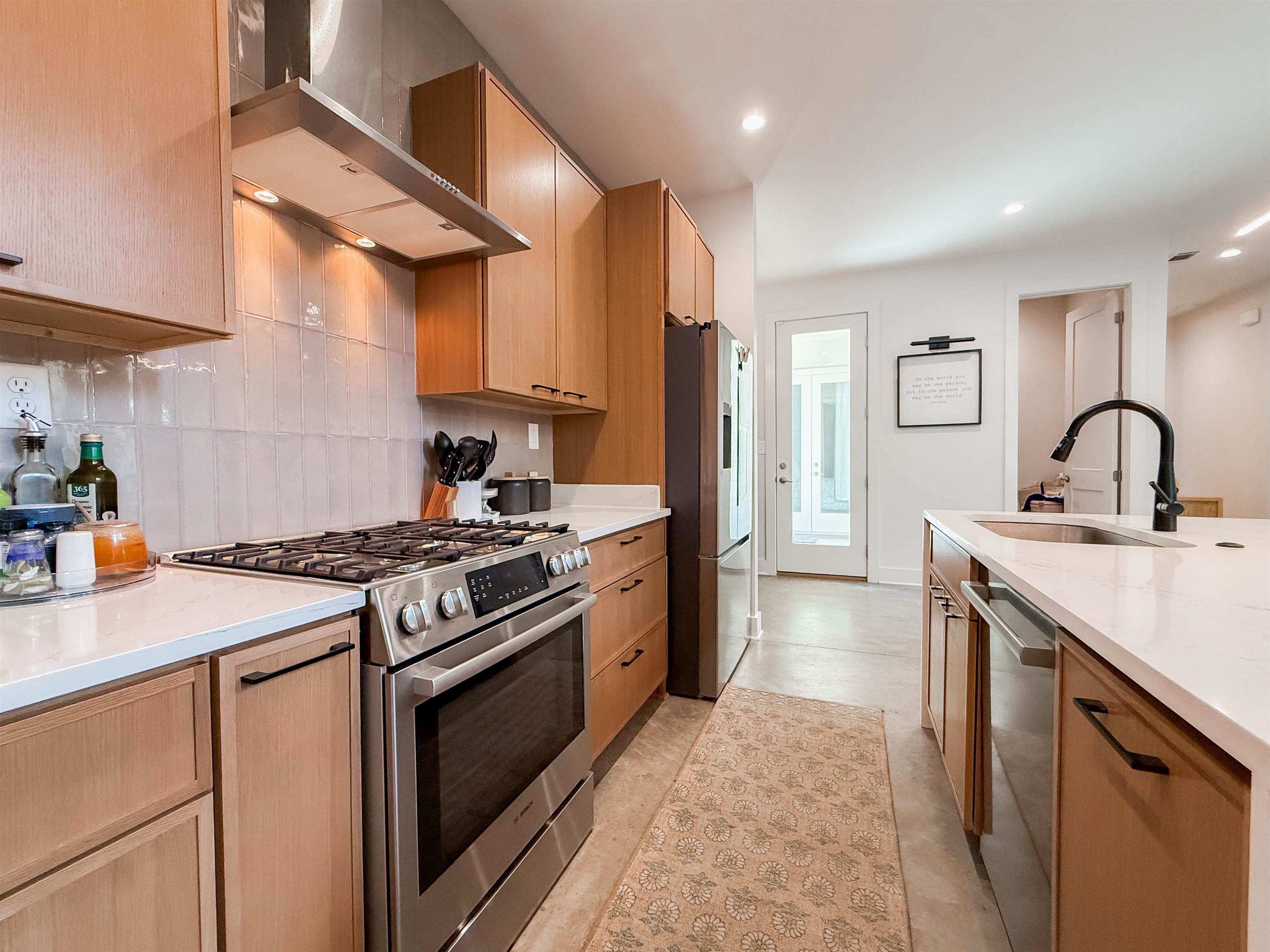 765 CARNES STATION CV