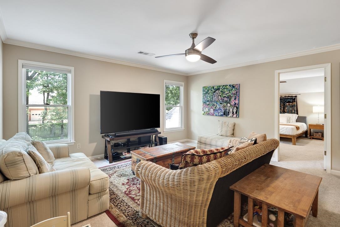 9675 SPRING HOLLOW CV