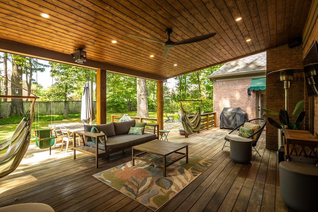 9675 SPRING HOLLOW CV