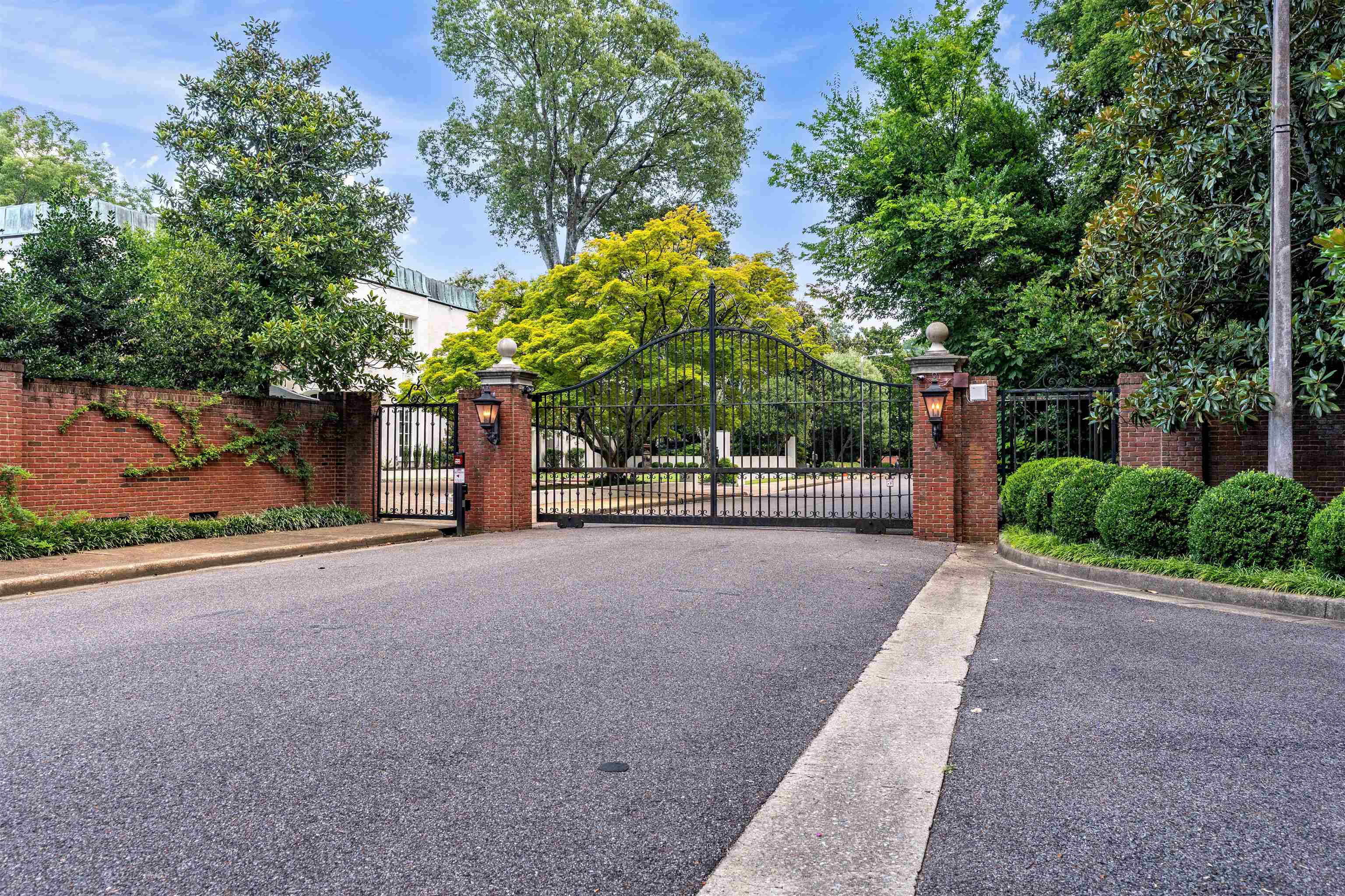 328 TARA LN