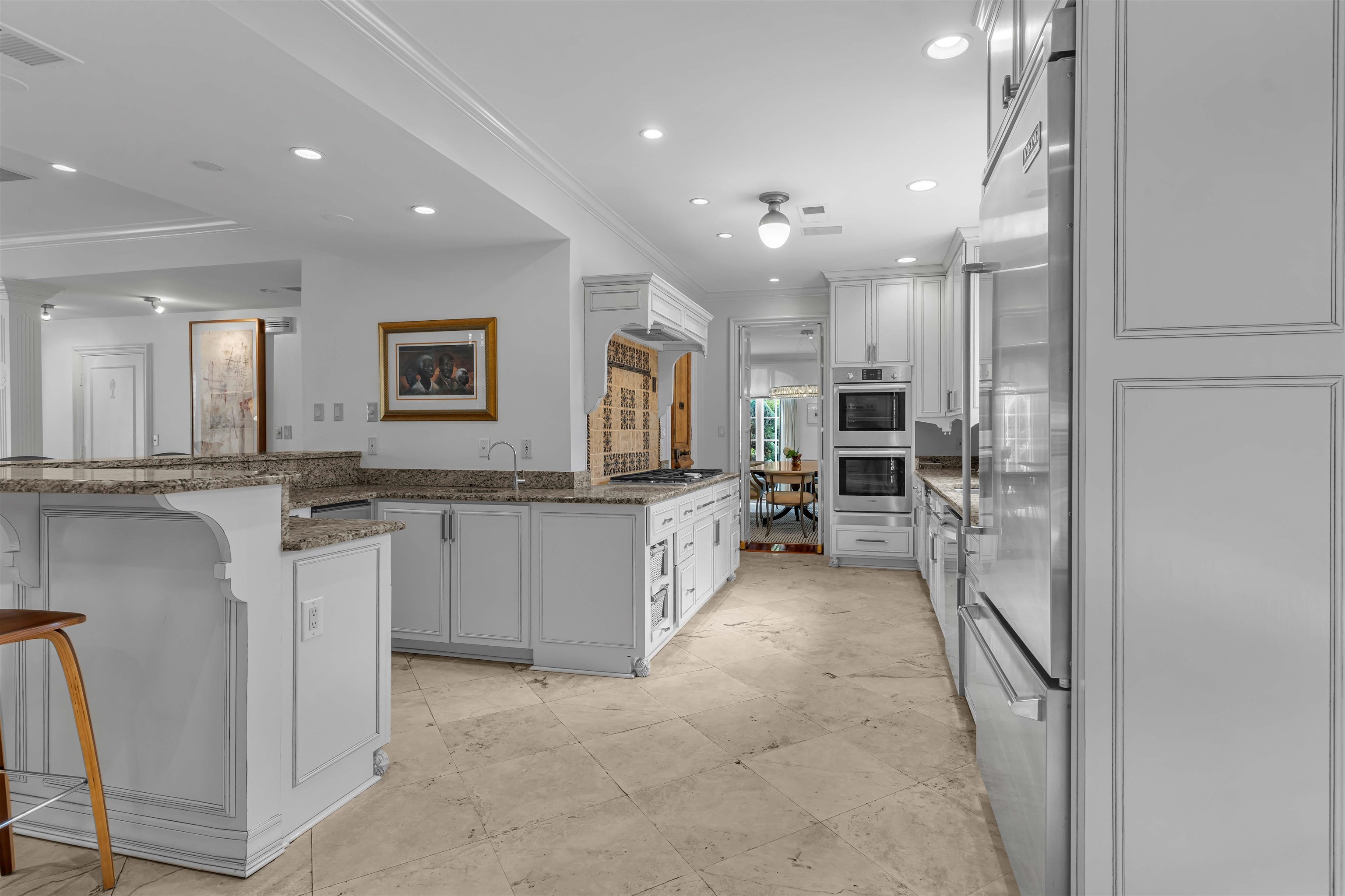 328 TARA LN