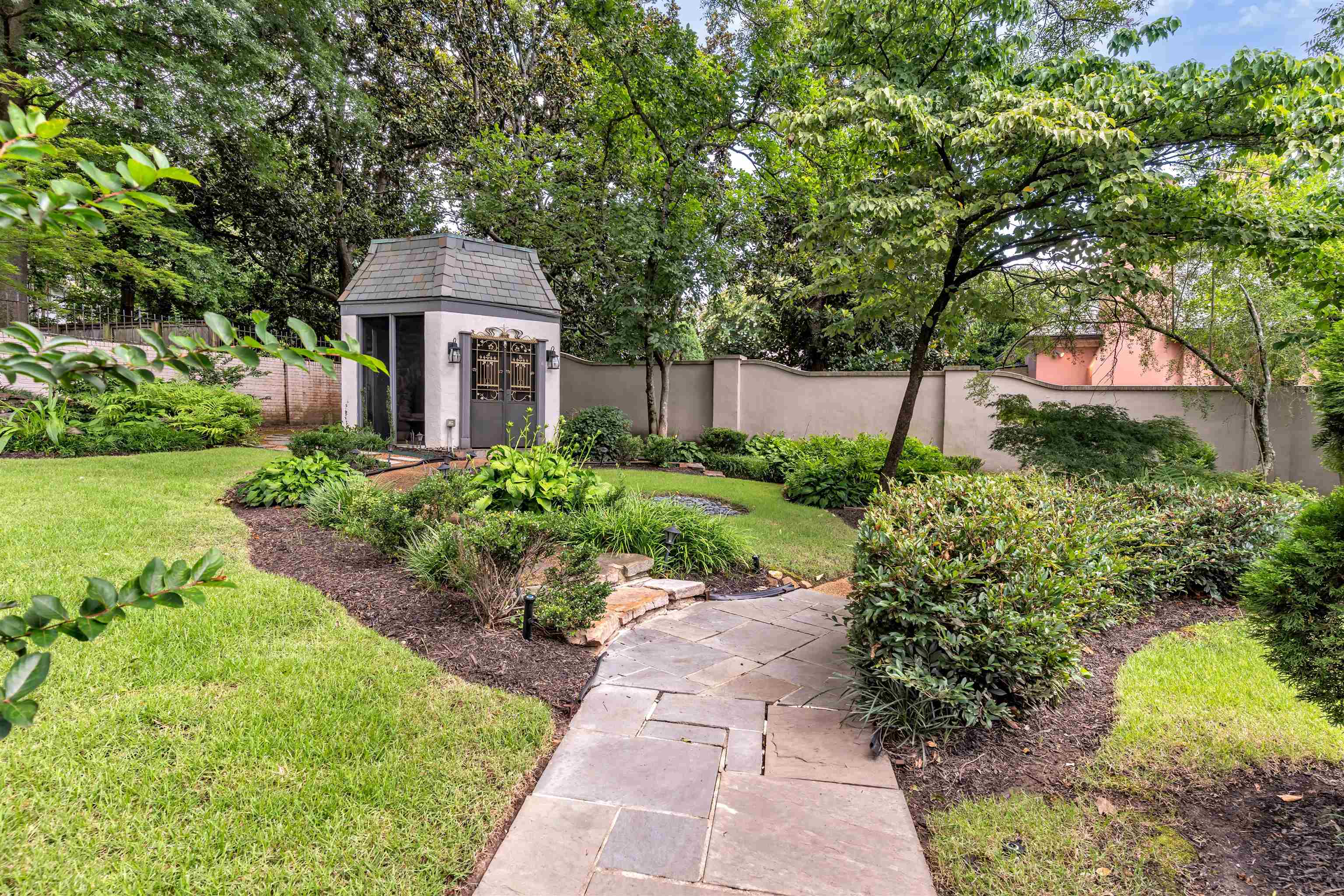 328 TARA LN