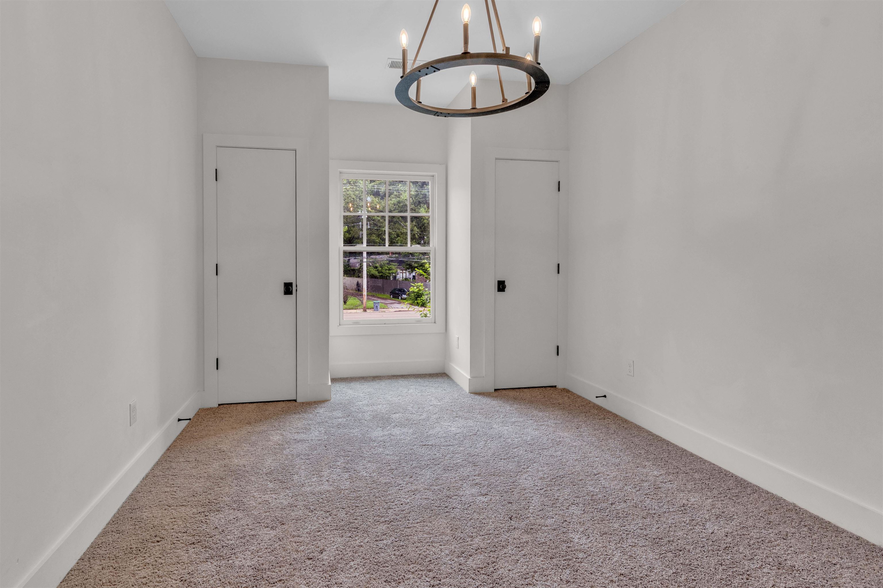4167 MEADE VILLAGE CV W