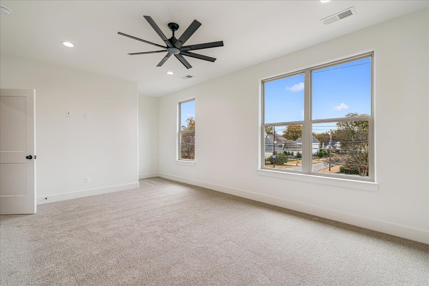 5478 PARK AVE Unit: 7