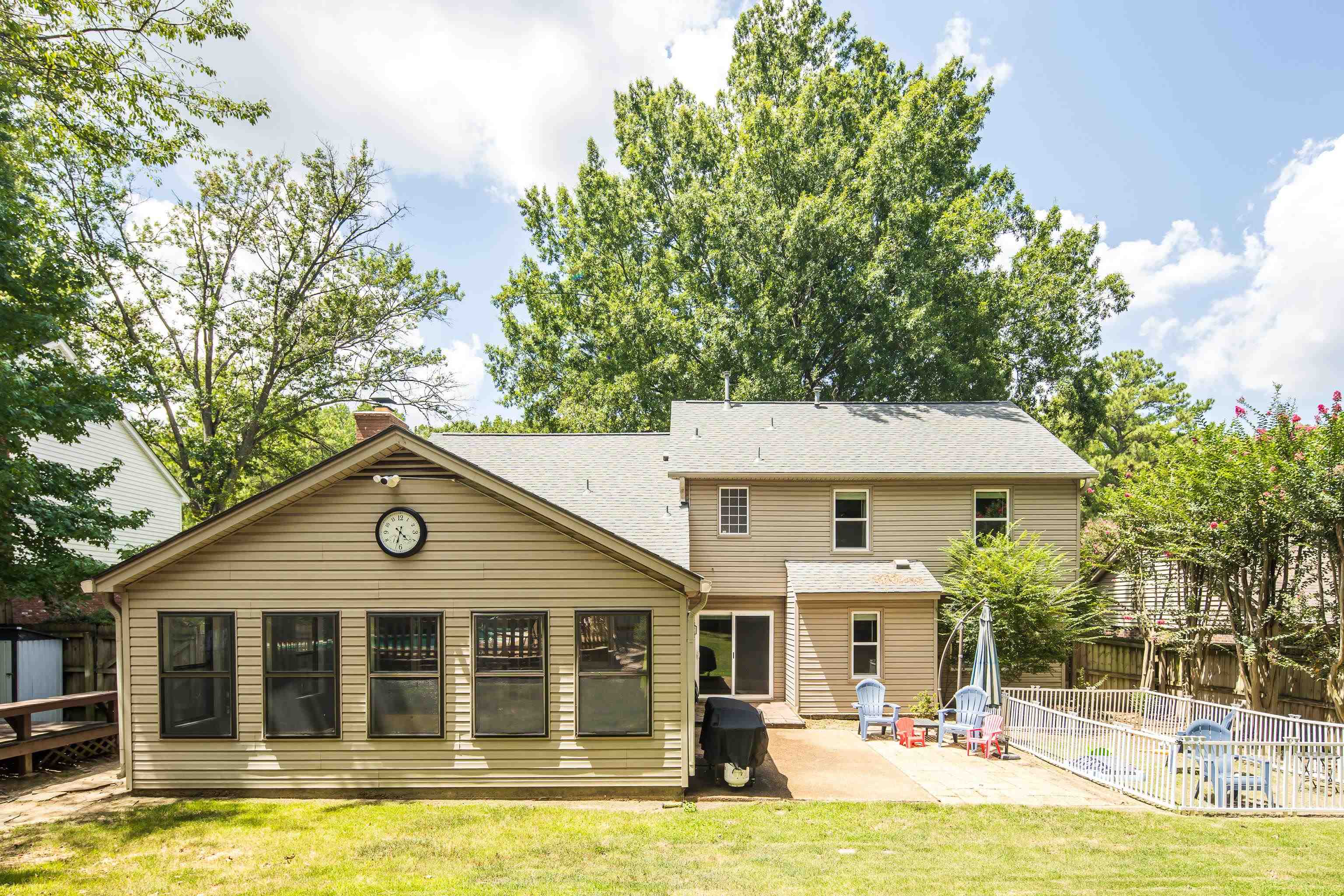 2088 ALLENBY RD