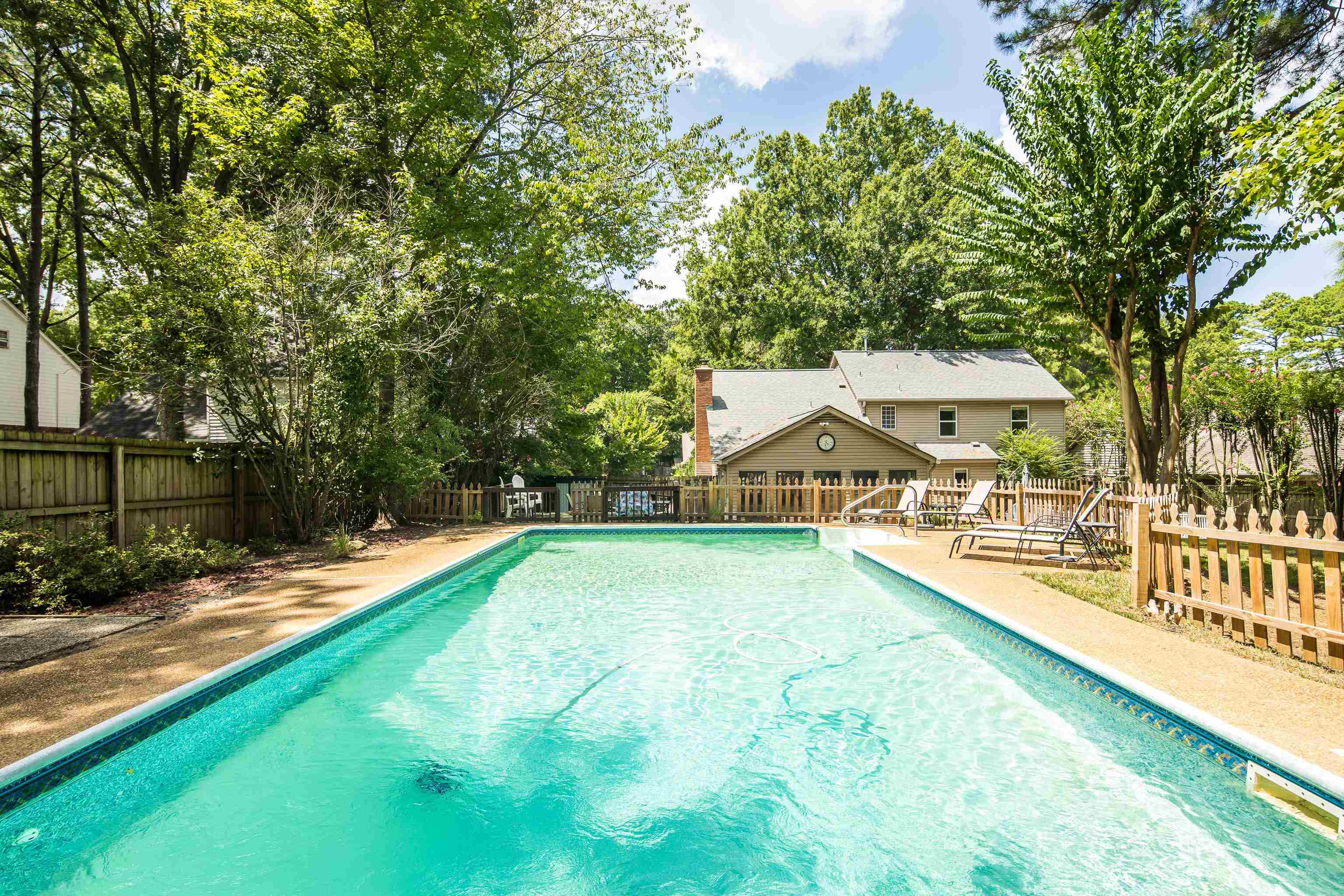 2088 ALLENBY RD