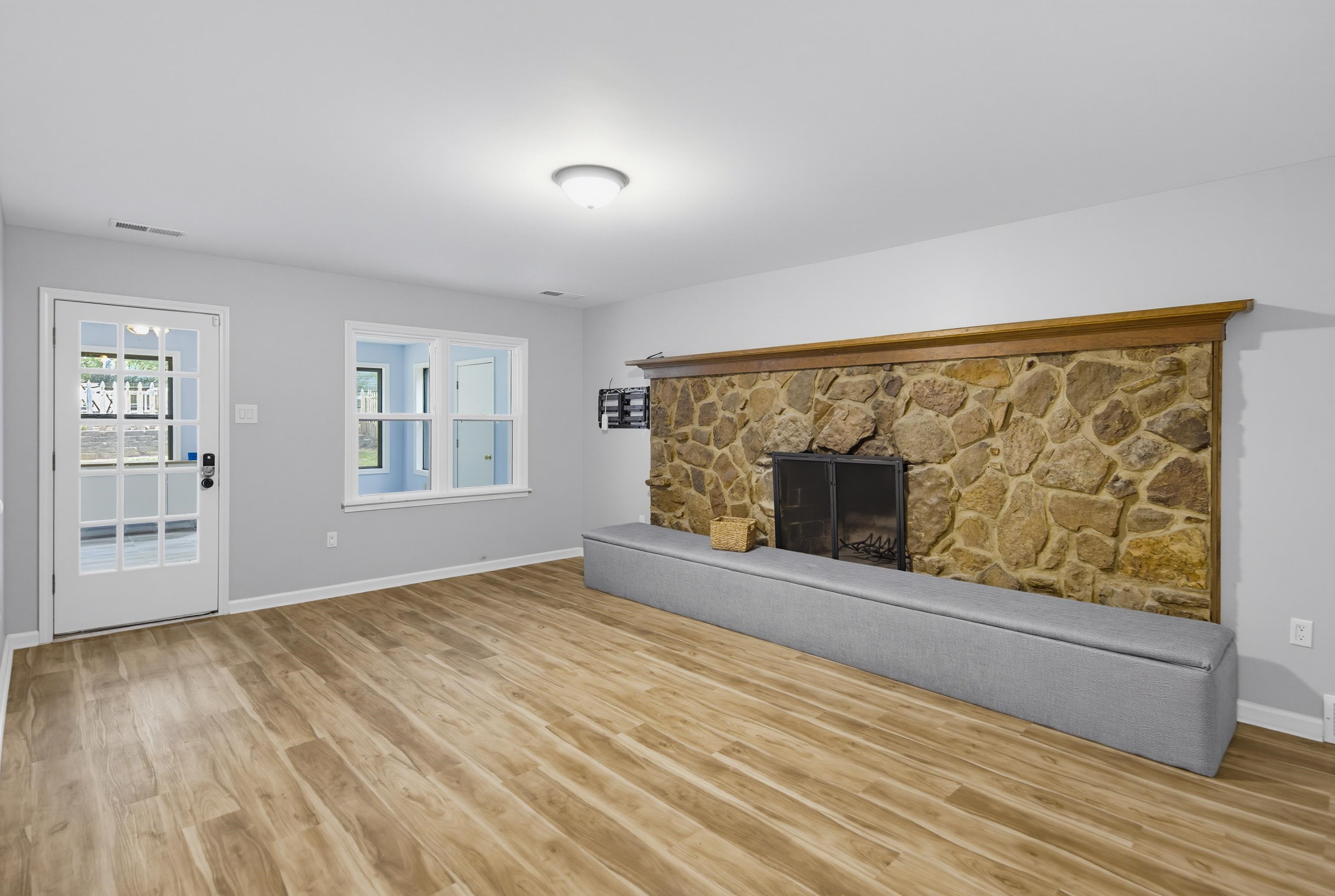 2088 ALLENBY RD