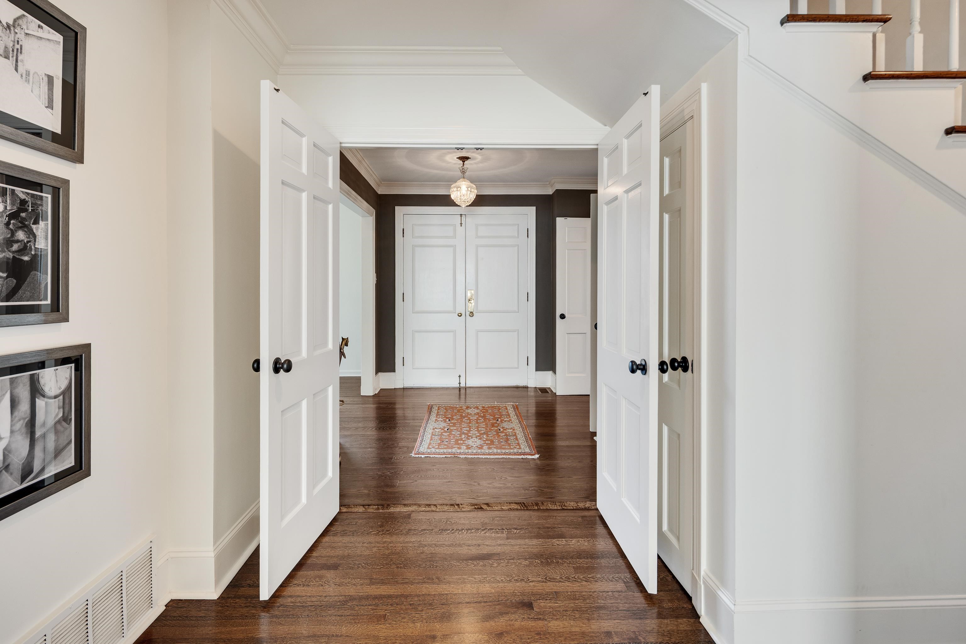95 GROVE PARK CIR