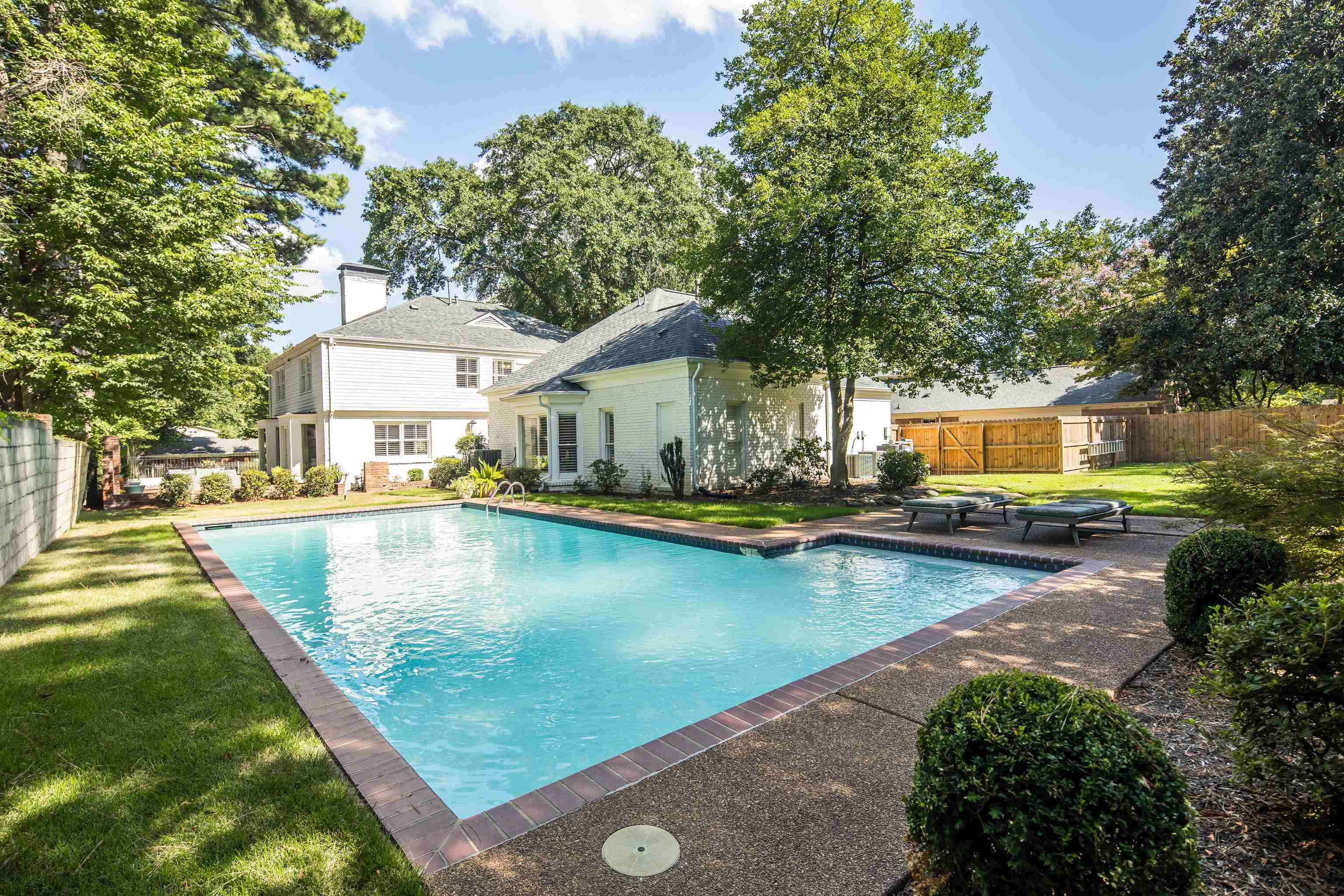 95 GROVE PARK CIR