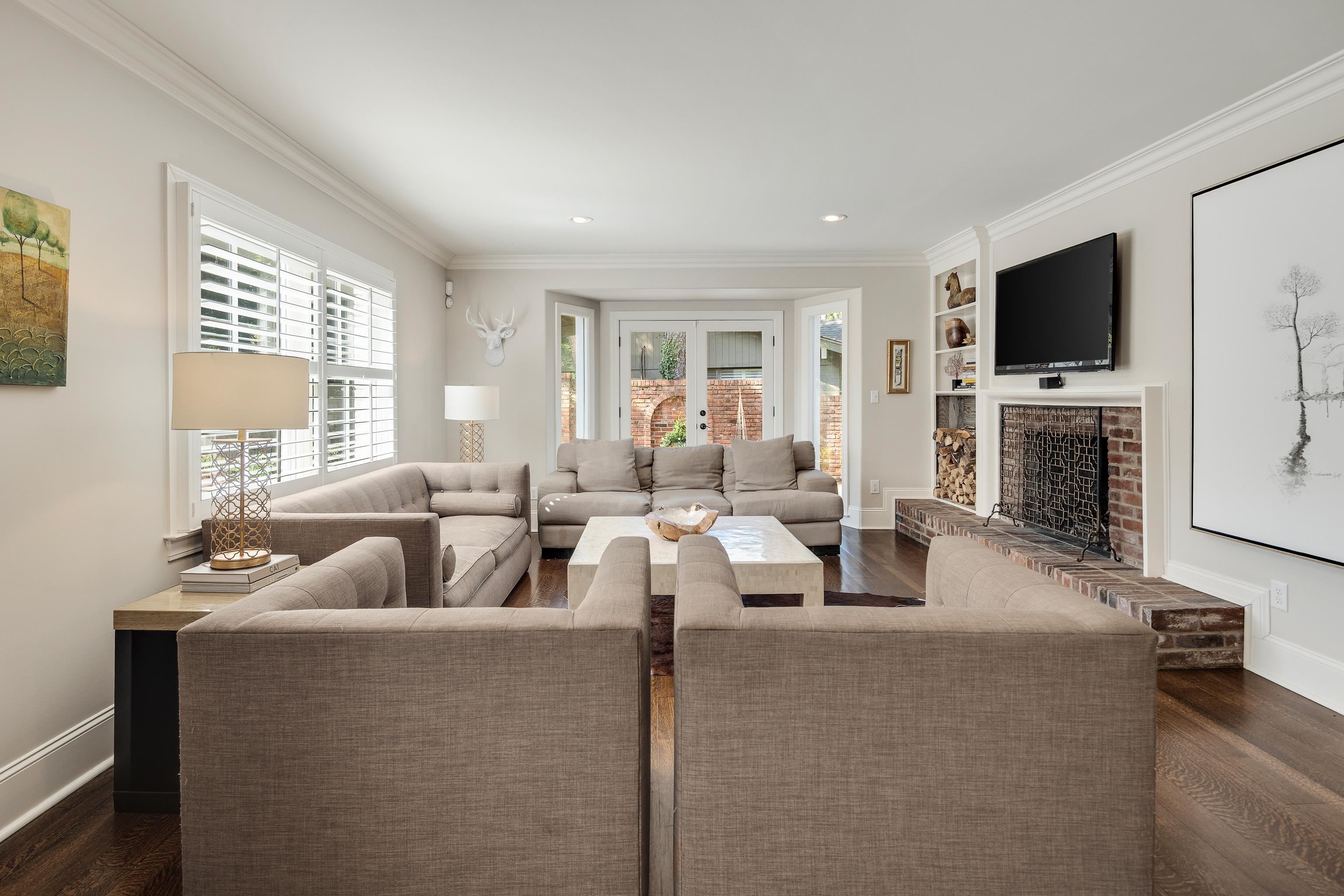 95 GROVE PARK CIR