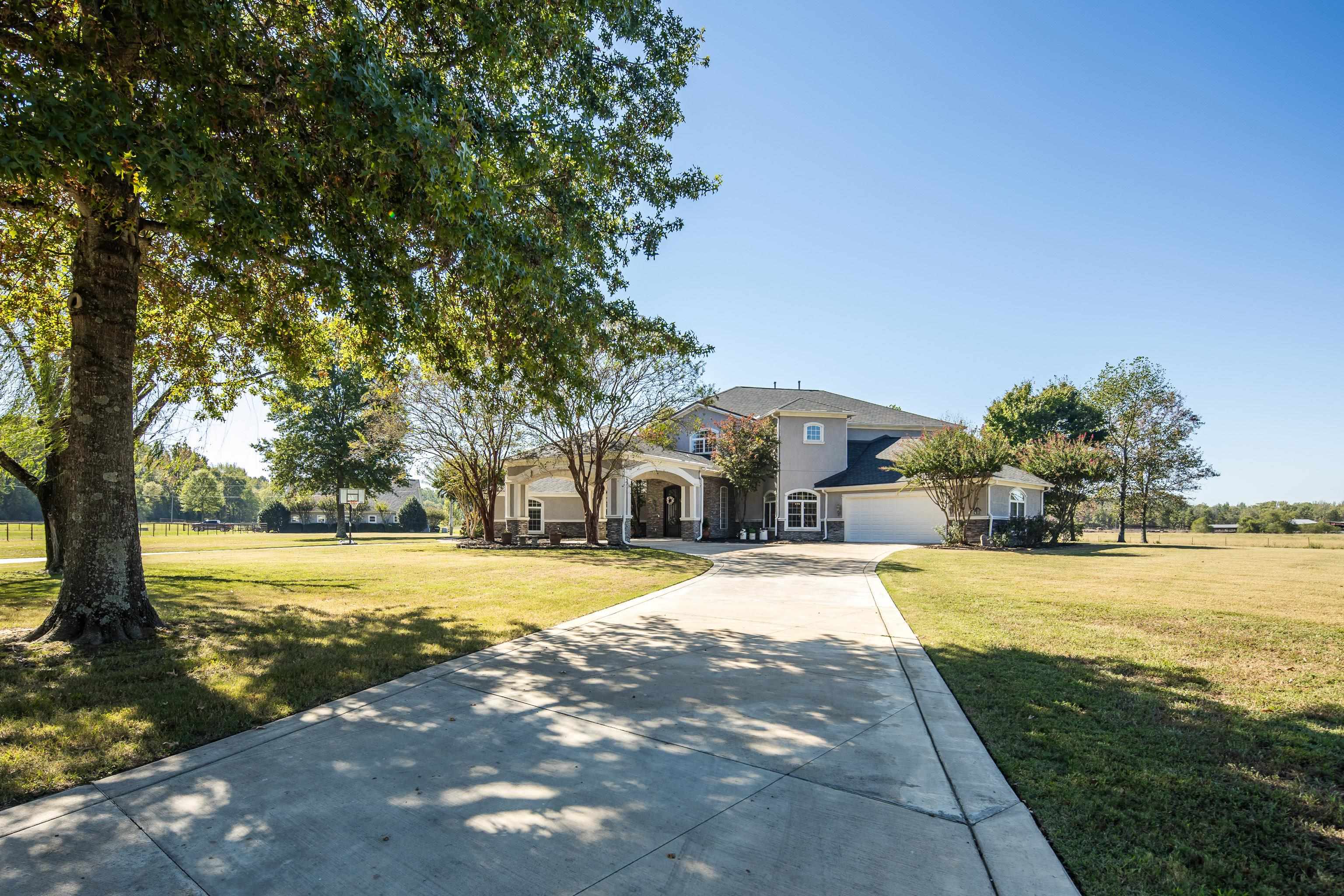 700 KEOUGH DR