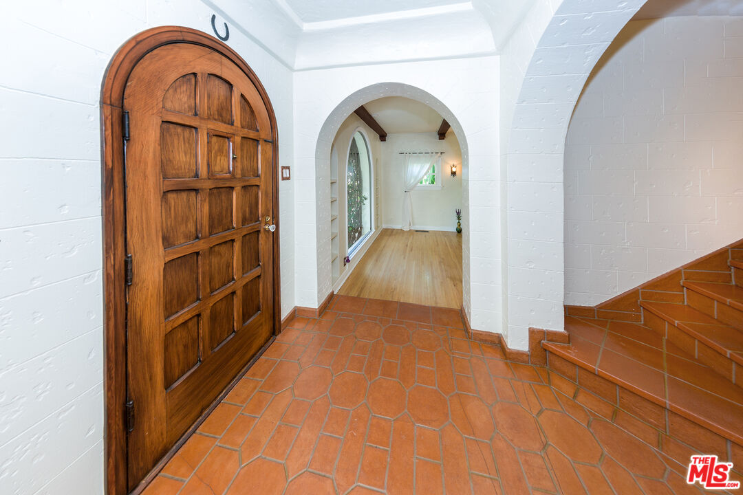 1335 Moncado Dr