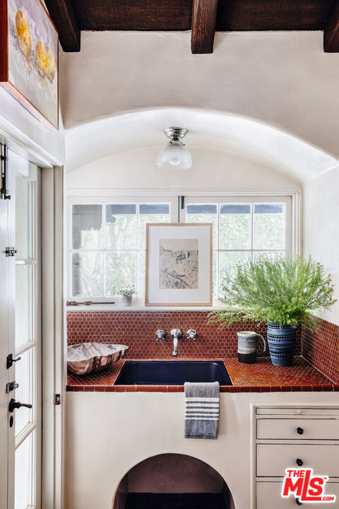 1471 Havenhurst Dr Unit: 9