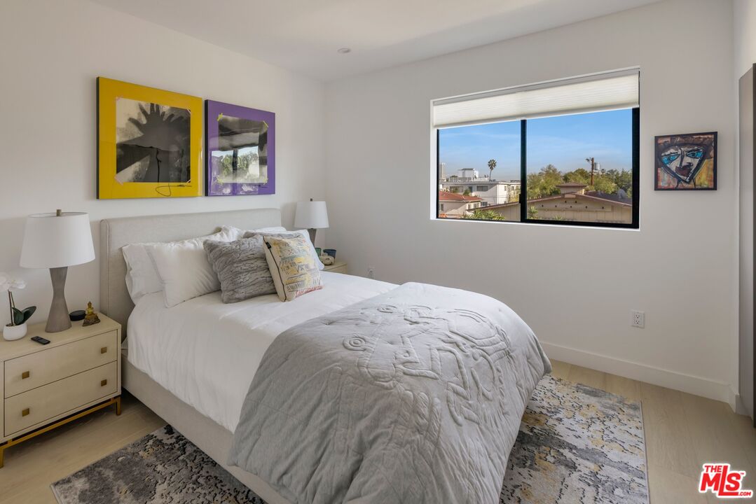 1123 S Shenandoah St Unit: 301