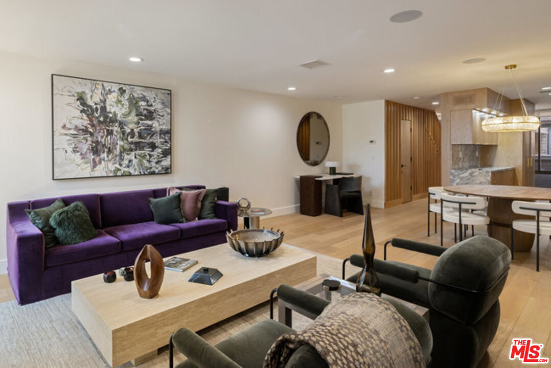1033 Carol Dr Unit: 305
