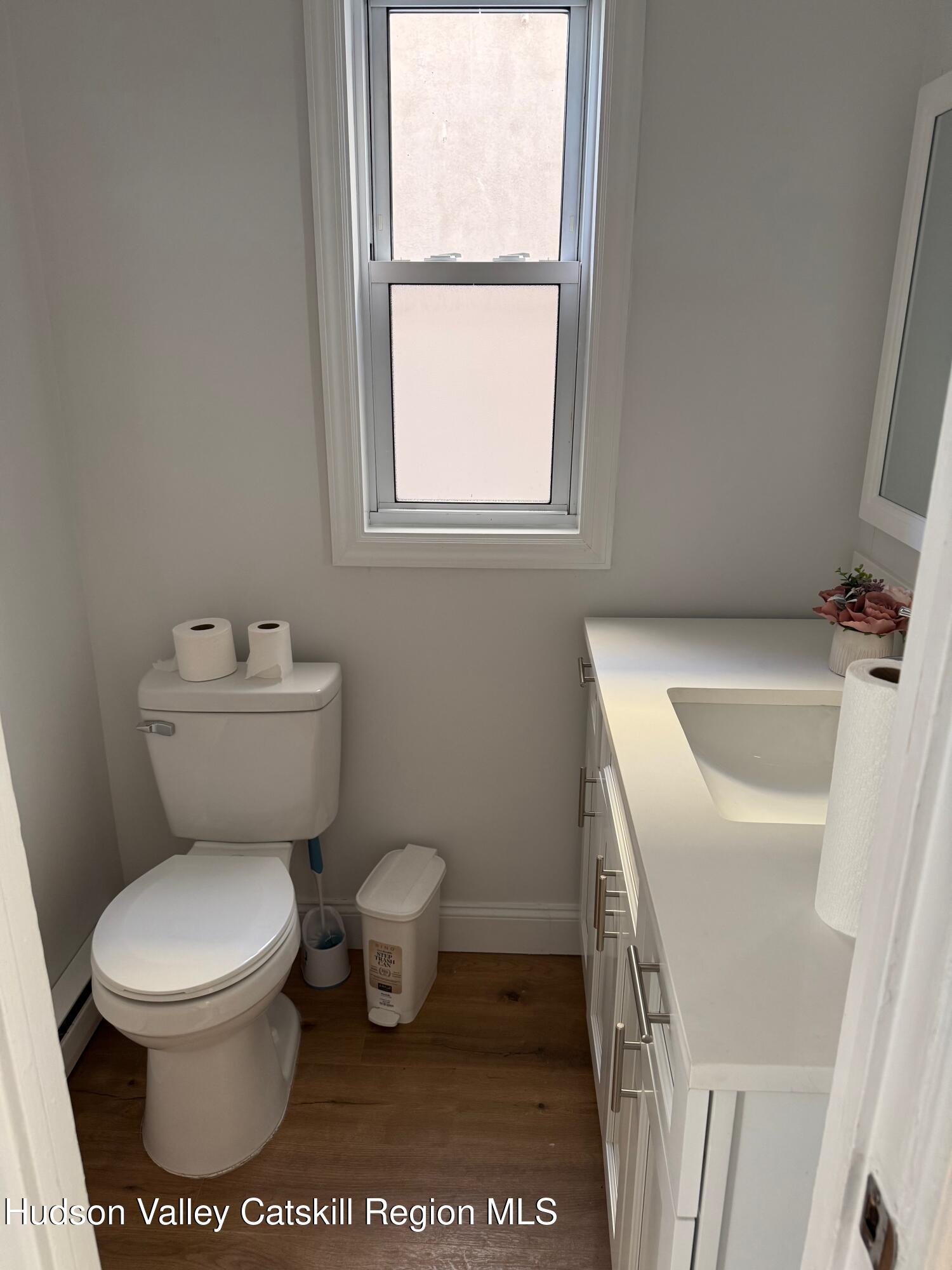 284 E 57th Street