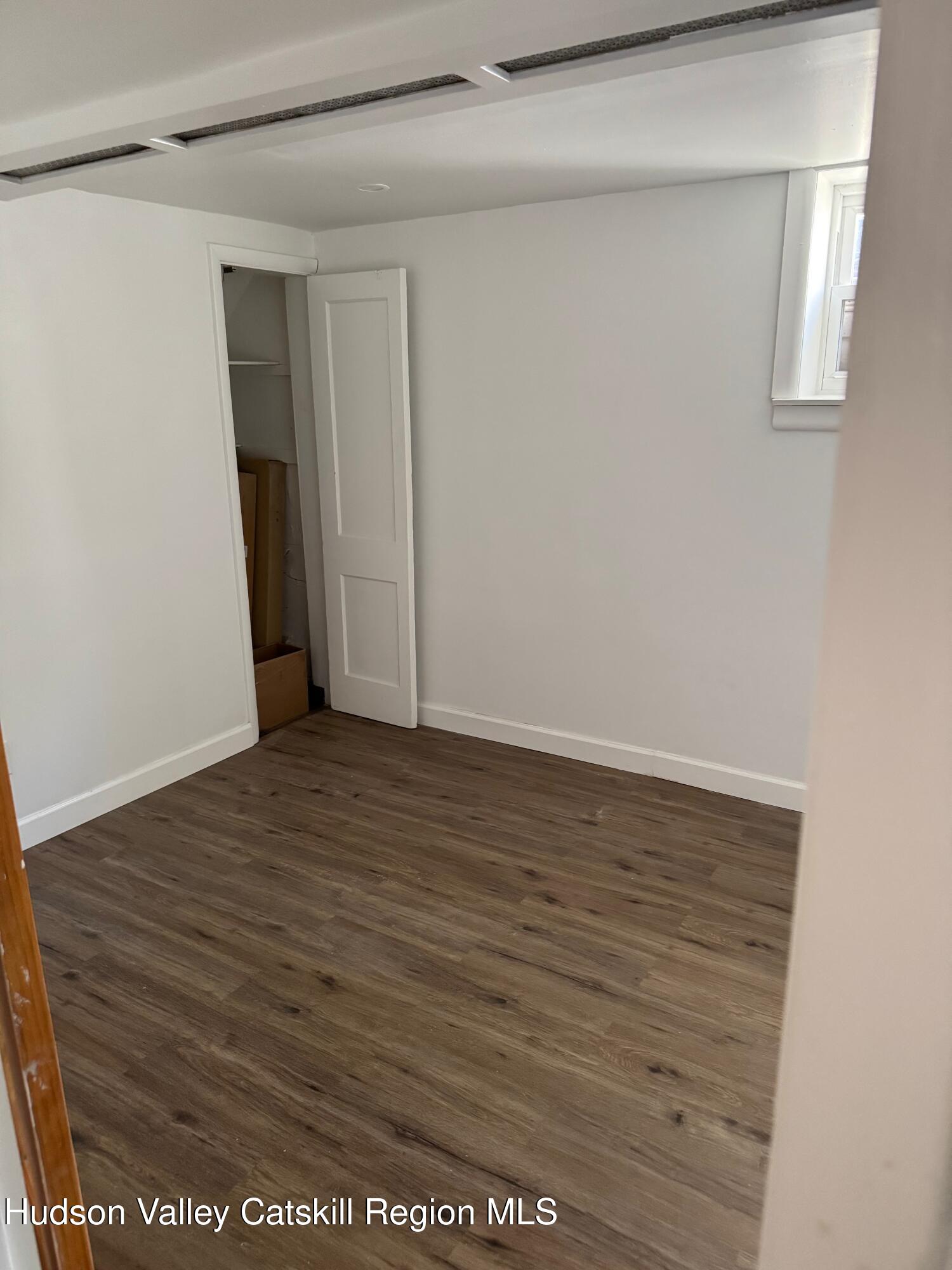 284 E 57th Street
