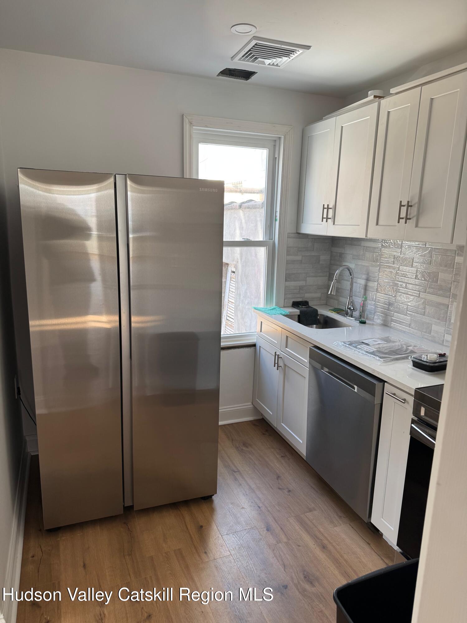 284 E 57th Street