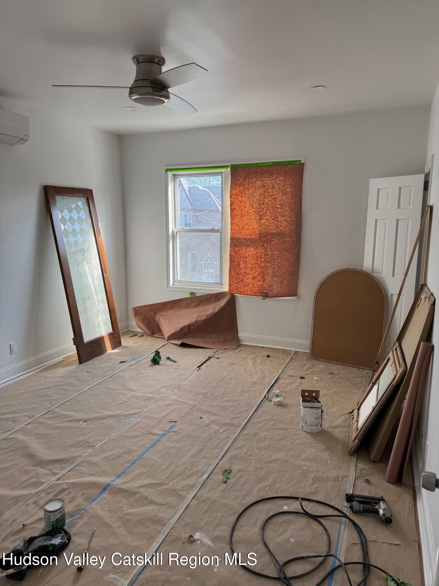 284 E 57th Street