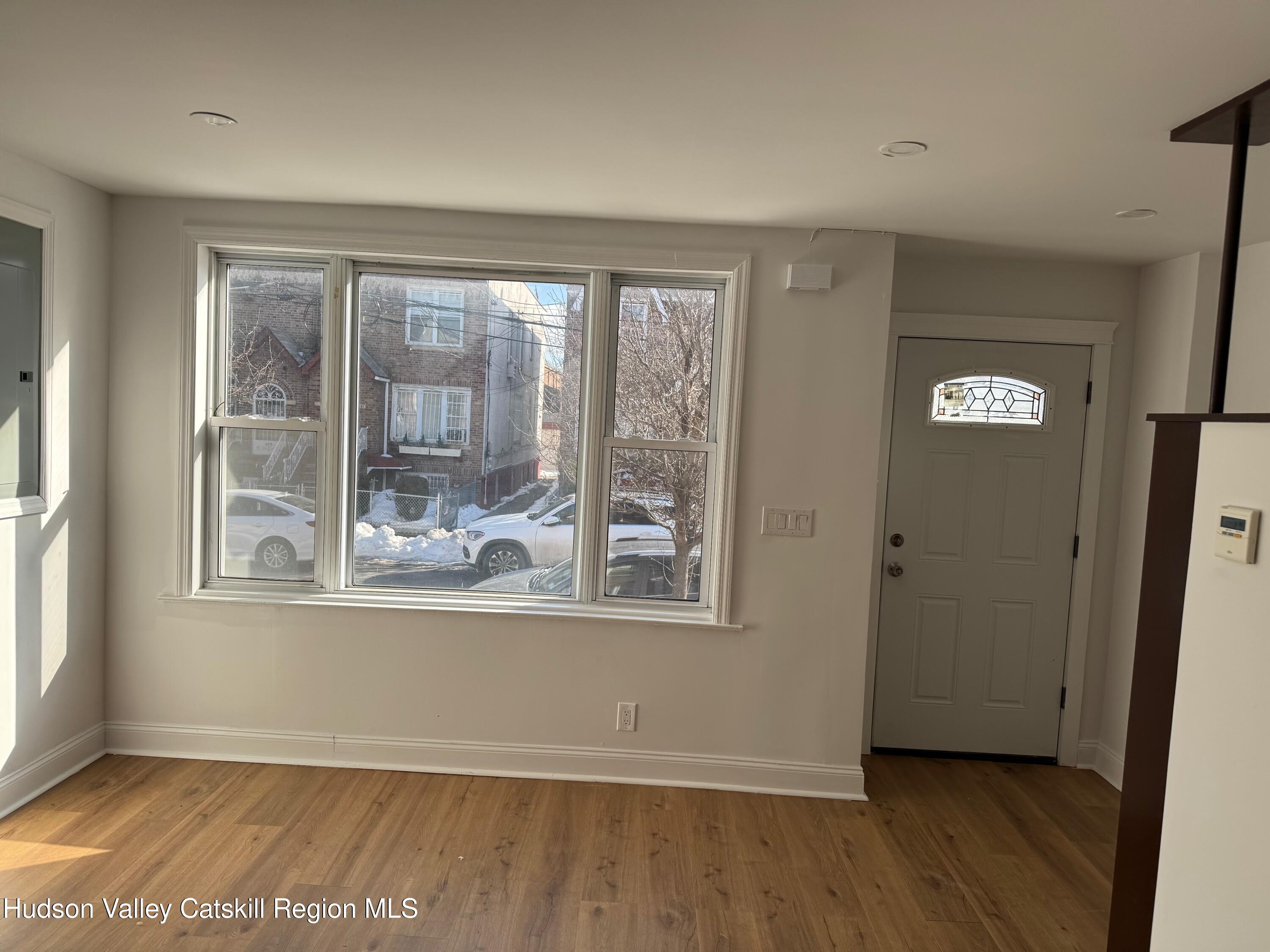 284 E 57th Street