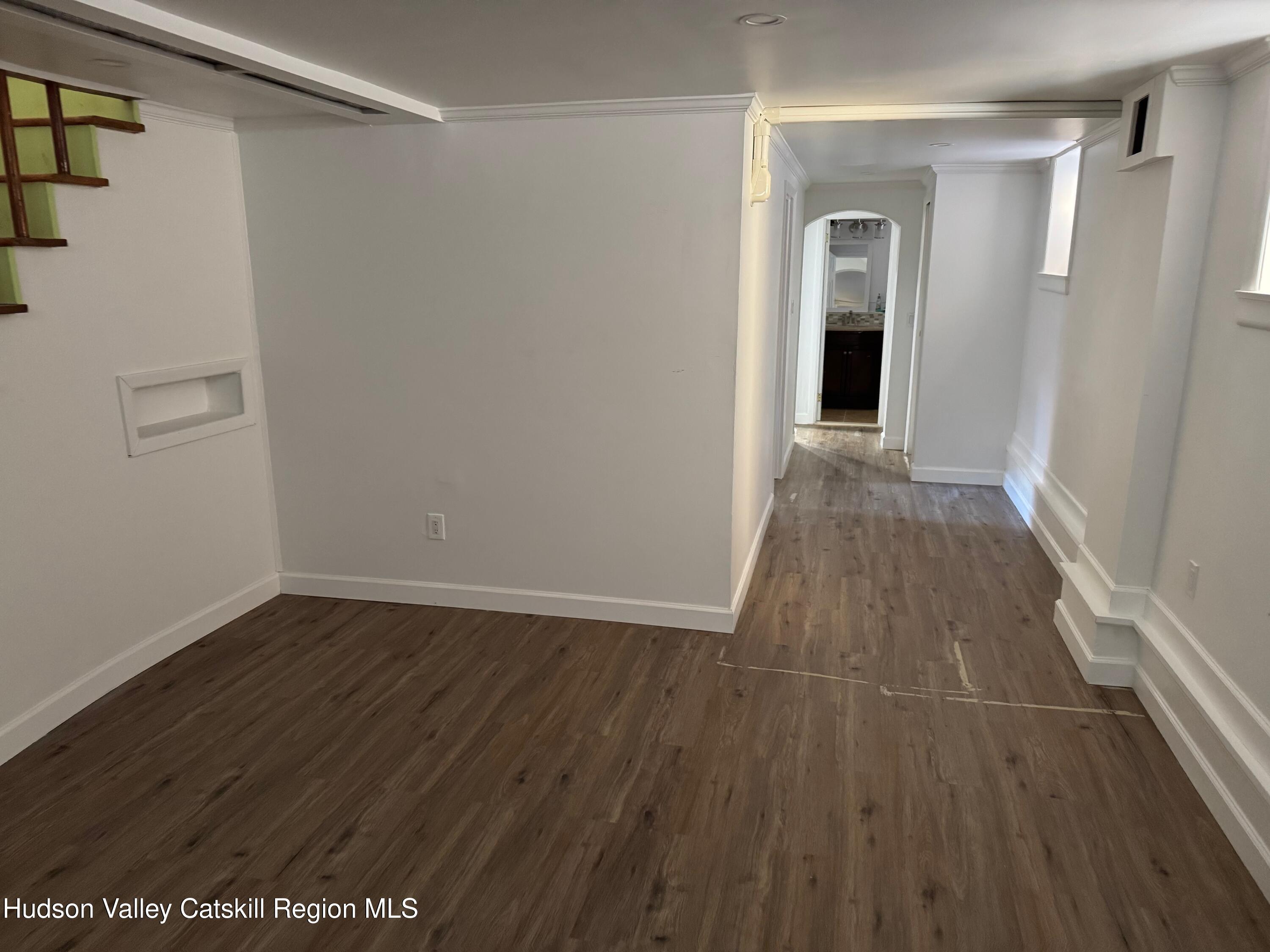 284 E 57th Street