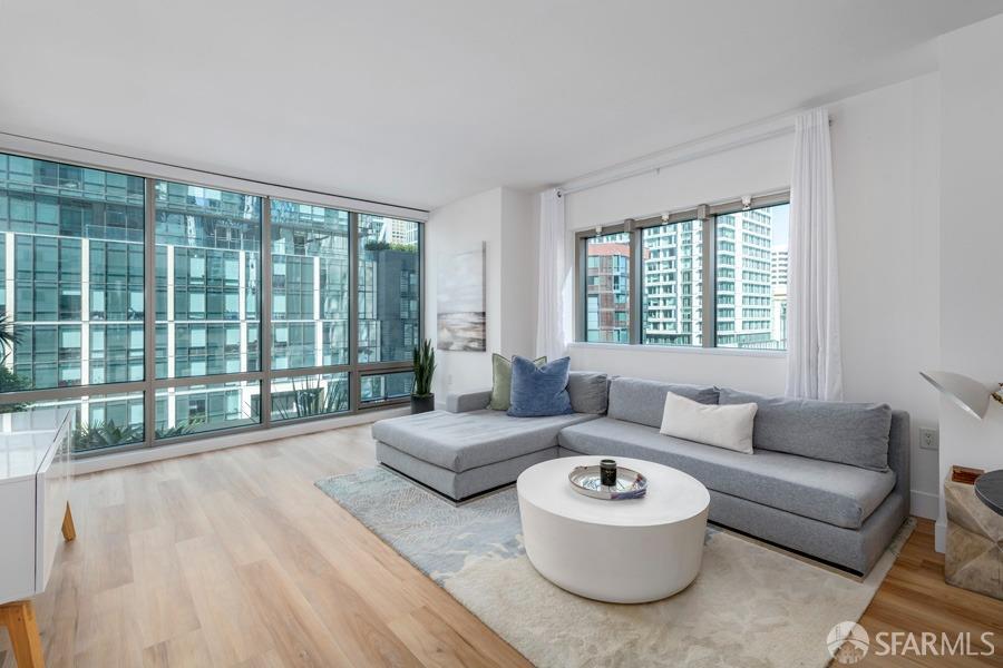 333 1st Street # N305