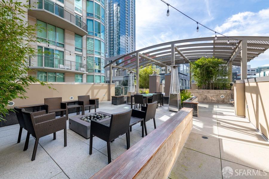 333 1st Street # N305