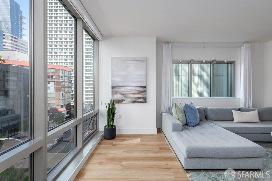 333 1st Street # N305