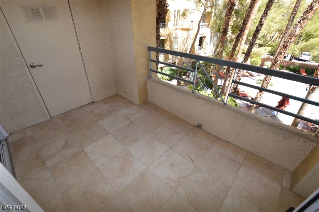 210 East Flamingo Road 203