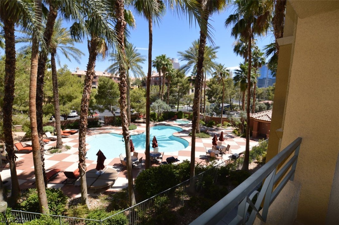 210 East Flamingo Road 203