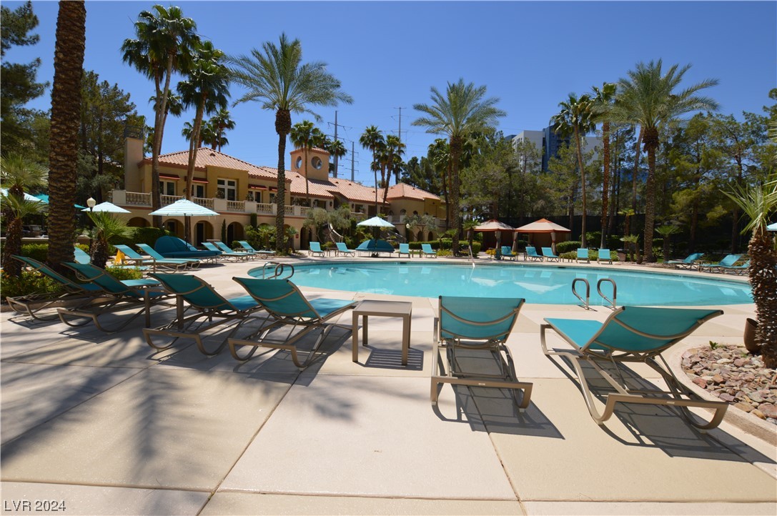 210 East Flamingo Road 203