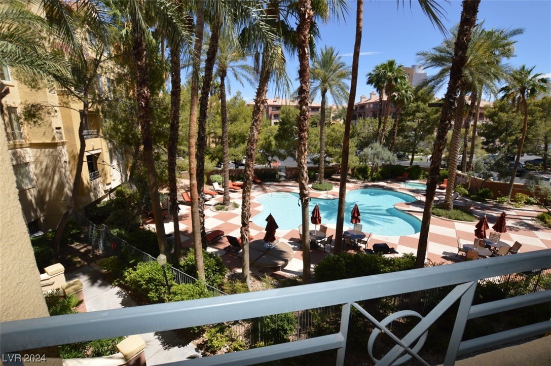 210 East Flamingo Road 203