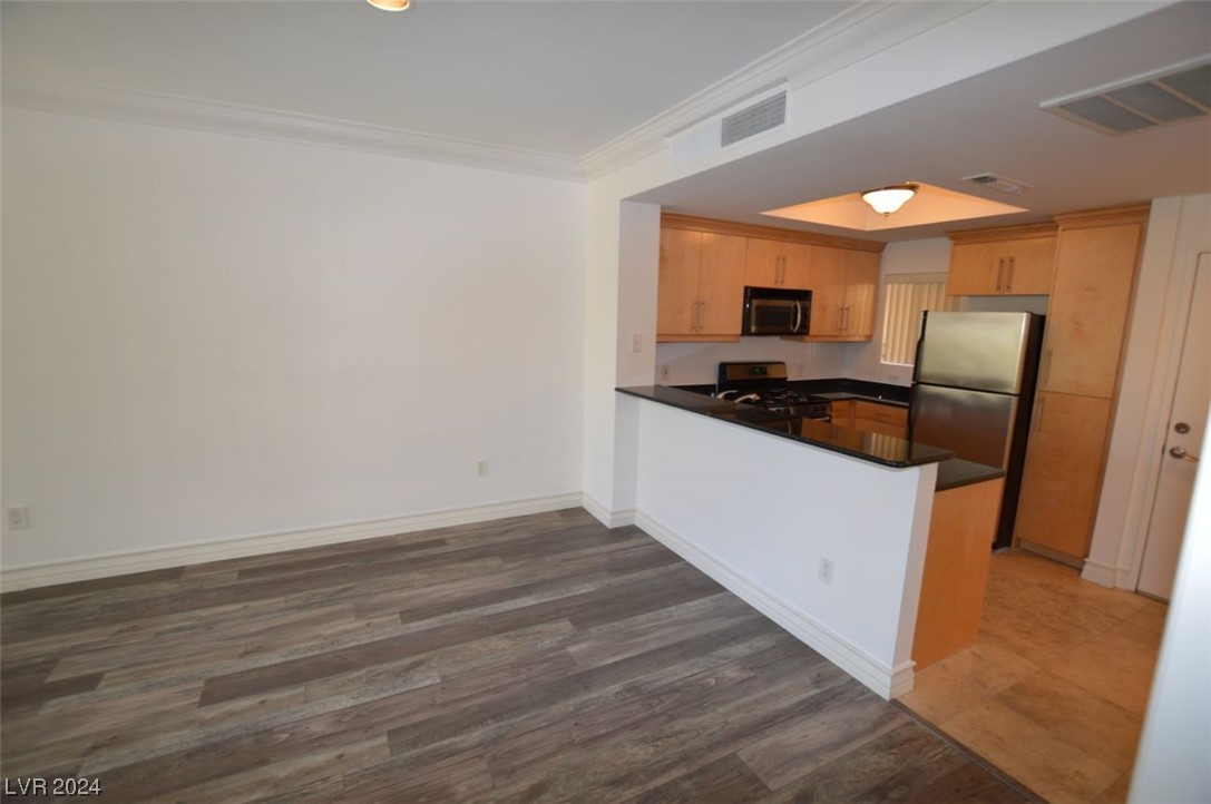210 East Flamingo Road 203