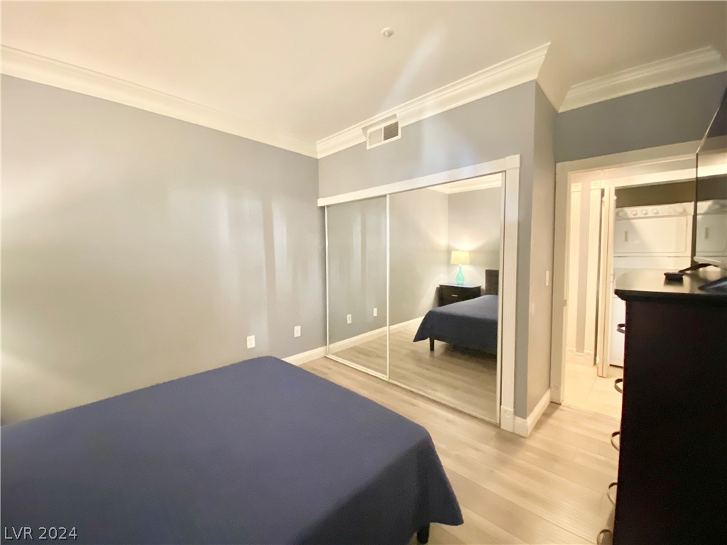 260 FLAMINGO Road 215
