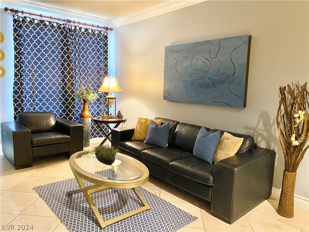 260 FLAMINGO Road 215