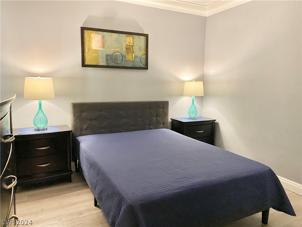 260 FLAMINGO Road 215
