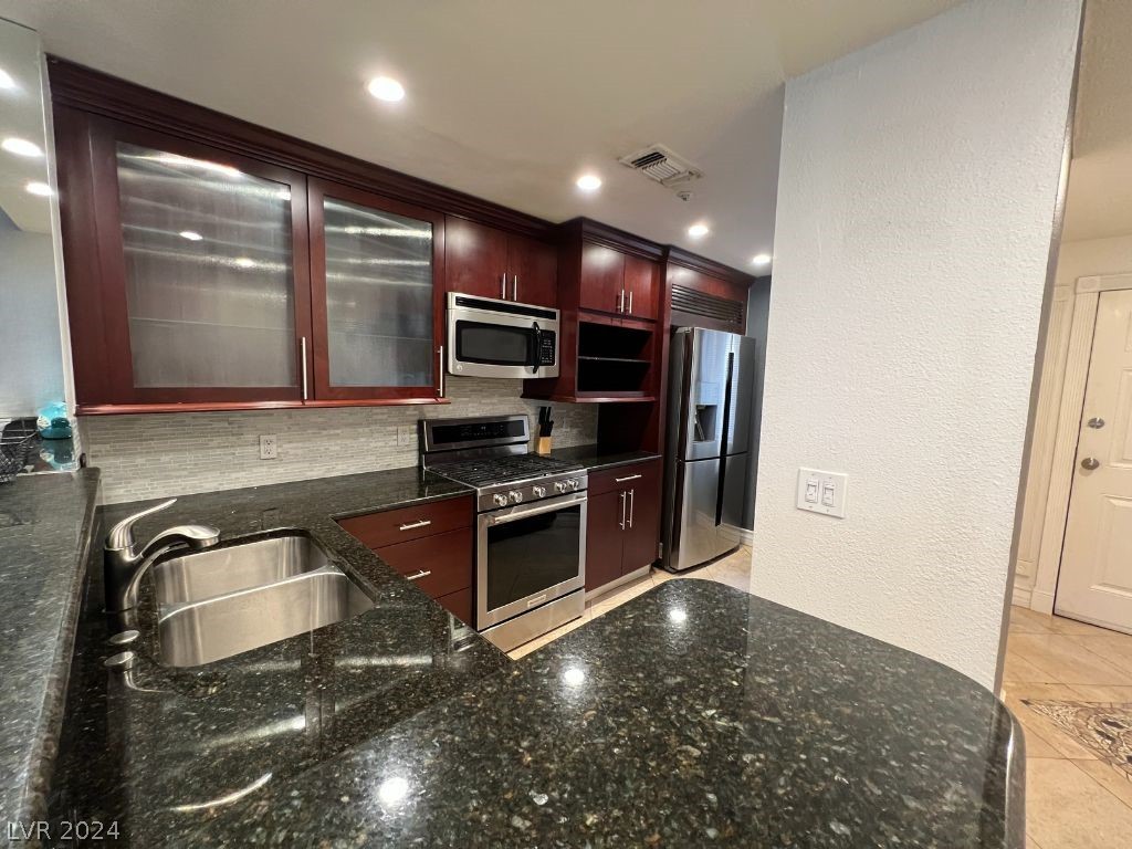 230 East Flamingo Road 313