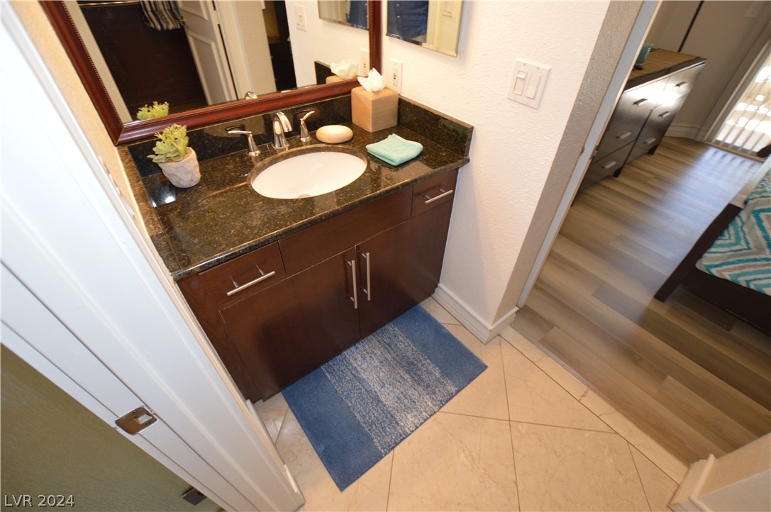 270 East Flamingo Road 223