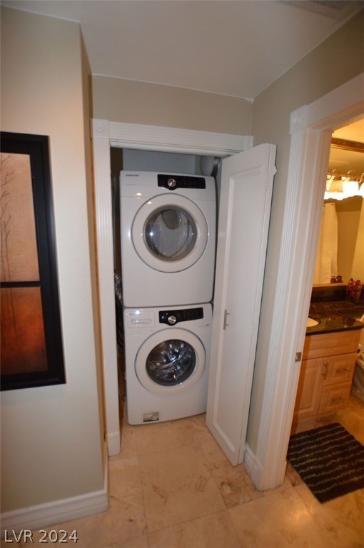 210 East FLAMINGO Road 136