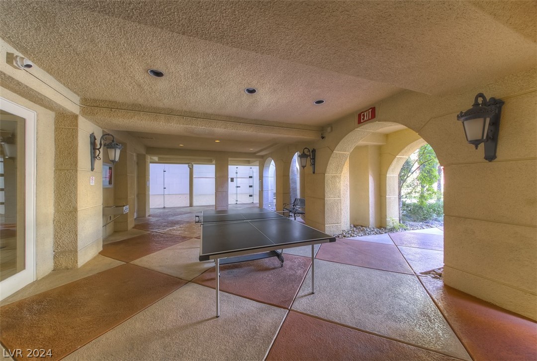 210 East FLAMINGO Road 136