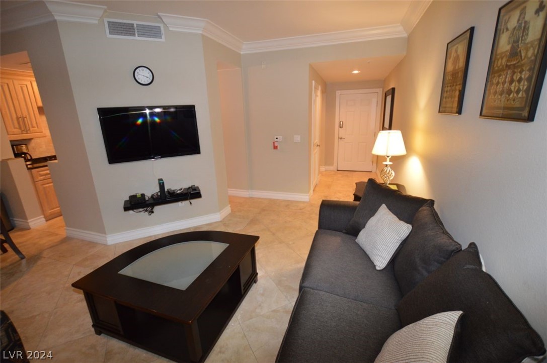 210 East FLAMINGO Road 136