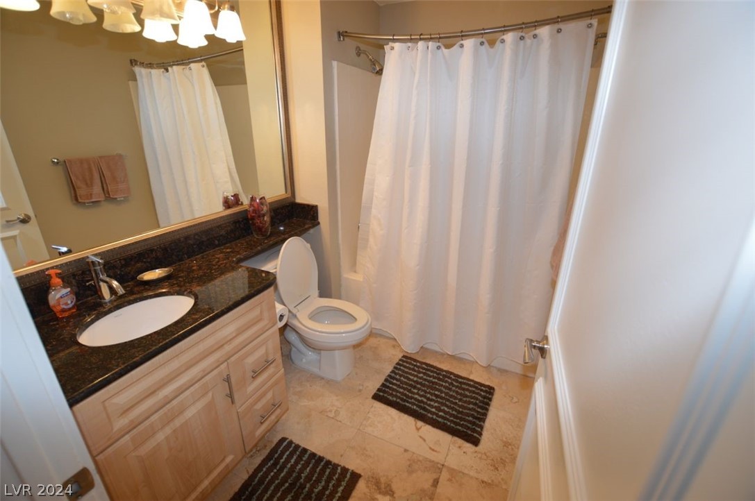 210 East FLAMINGO Road 136