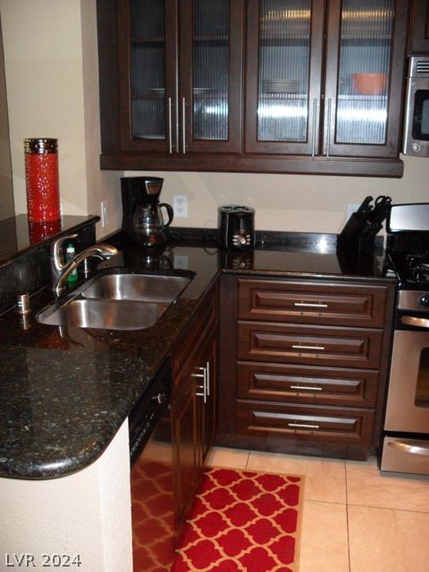 220 East FLAMINGO Road 113